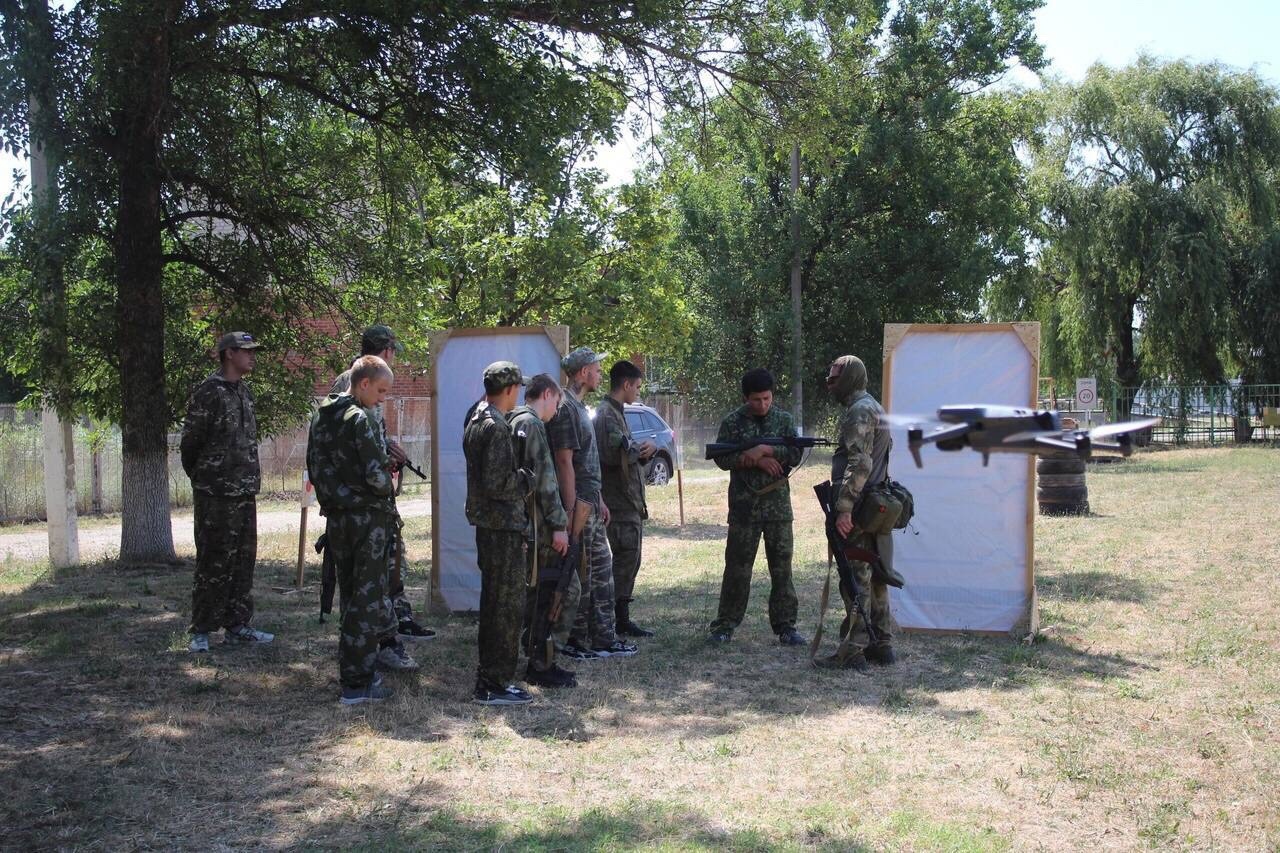 В Динском механико-технологическом техникуме завершились военно-полевые  сборы - Союз казачьей молодежи Кубани!